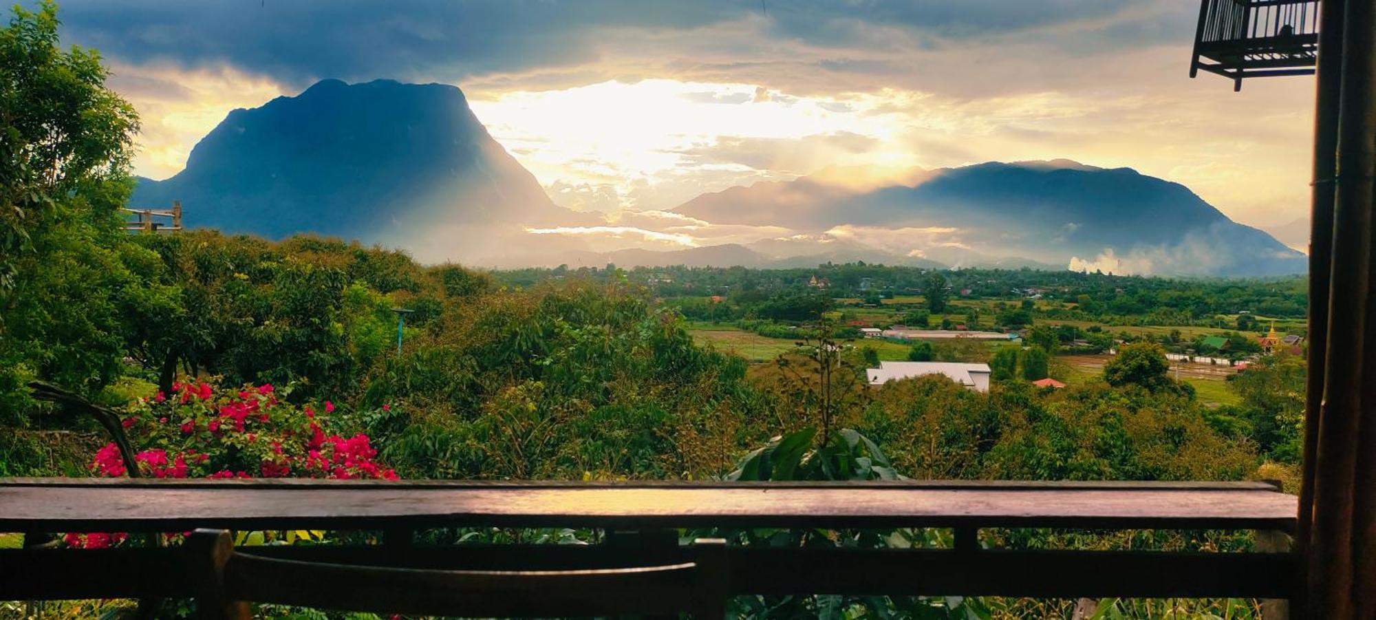 Baan 2 Dao Farmstay Chiang Dao Esterno foto